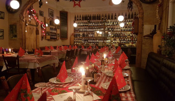 Trattoria Da Remo inside