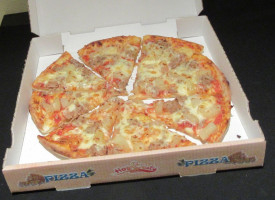 Tony`s Pizzeria food