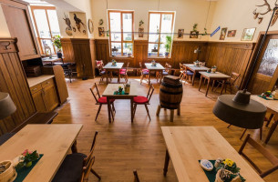 Gasthaus Tannengarten inside