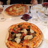 Pizzeria Pulverturm food