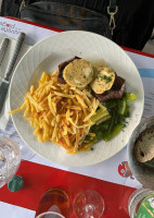 Buvette De La Plage De Tannay food