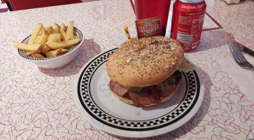 American Dream Diner food