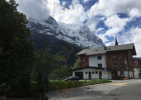 Bäckerei Wüthrich outside