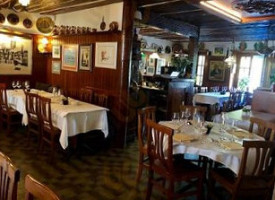 Auberge De Dully food