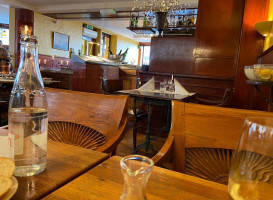 Au Vieux Navire food