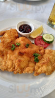 Schnitzelhuus food