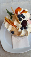 Loewen Berken food