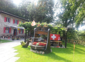 Grotto Castagneto outside