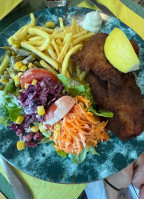 Rössli Schnitzelkönig food