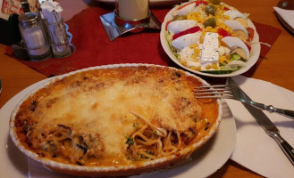 Pizzeria La Roma food