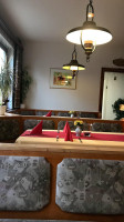 Und Gasthof Zum Stern inside