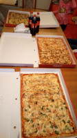 Pizza 2000 inside