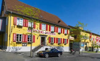 Schussenrieder Brauerei Ott Mit Deutschlands 1. Bierkrugmuseum outside