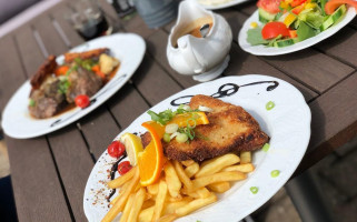 Brasserie Am Alten Amt food