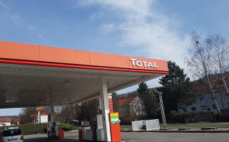 Totalenergies Tankstelle outside