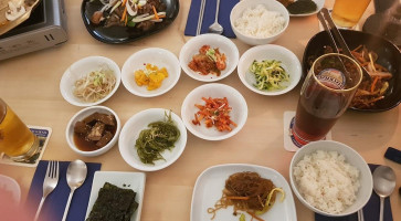 Zum Koreaner food