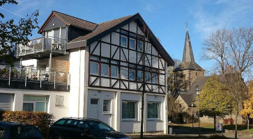 Gaststätte 'zur Schönen Aussicht ' Ferienwohnungen 'am Dorfplatz ' outside