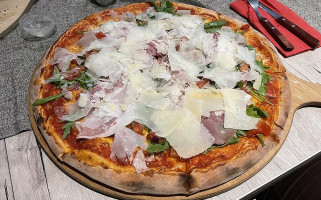 Pizzeria El Classico food