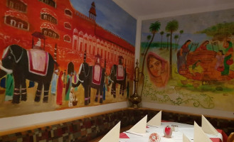 Bella Tandoori food