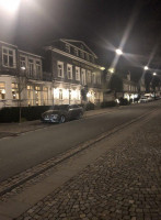 Störmann outside