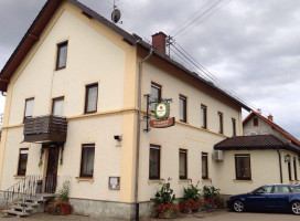 Die Restauration Am Bahnhof food