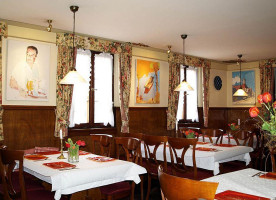 Gasthaus Krone inside