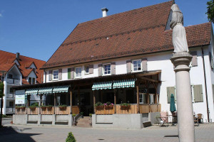 Landgasthof Und Pension Adler outside