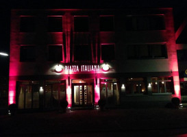 Piazza Italiana Pizza, Pasta Und Mehr food