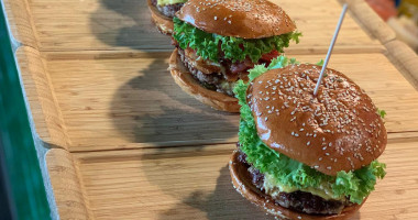 Burger Haus Nauheim Lieferung Abholung food