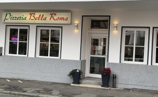 Pizzeria Bella Roma outside