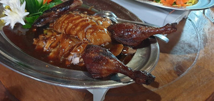 Yu Yi food