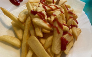 Cruise-in American Diner food