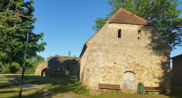 Stolper Fahrkrug outside