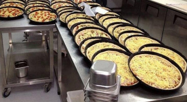 Akin Pizzaservice food