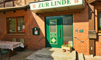 Gaststätte Zur Linde outside