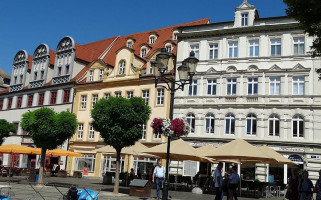 Hotel-Restaurant Zum Alten Krug outside