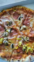 Pizzeria Und Biergarten Seeblick food