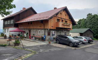 Gasthof Grüner Baum outside