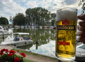 Hafen Stagnieß Mit Hafenimbiss Lutz outside