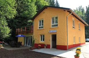 Waldhotel Albachmuhle outside