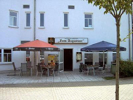 Zum Augustiner outside