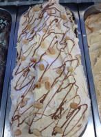 Gino's Eis Cafe food