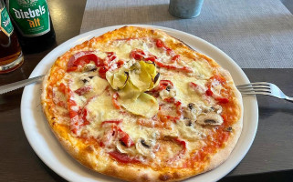 Pizzeria Michelone food