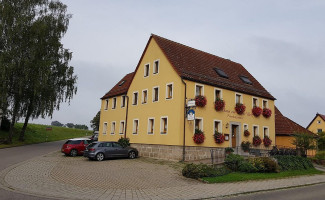 Gasthaus Pension Zur Neuen Welt outside