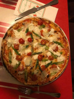 Pizzeria food