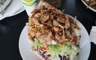 Ridvan Döner Bistro food