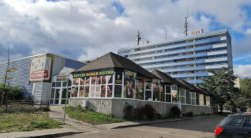 Ridvan Döner Bistro outside