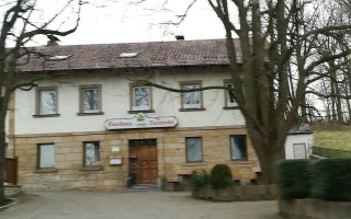 Gasthaus Zur Eisenbahn outside