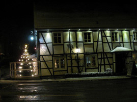 Cafe DÜrscheider Hof outside