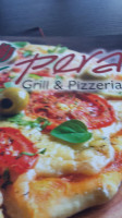 Pera Grill Pizzeria food